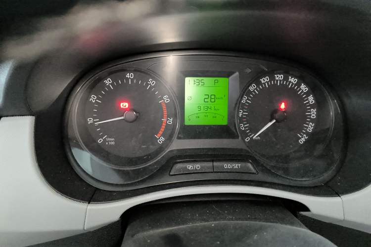 Used Skoda Fabia 2016 1.4L Automatic Car Enjoy Edition