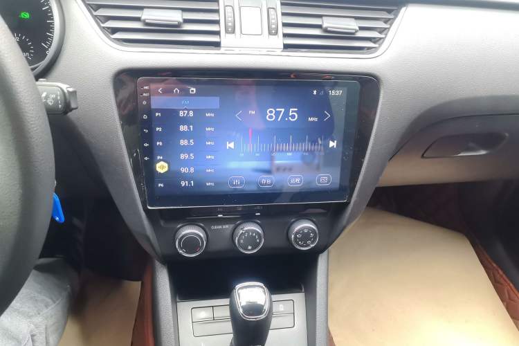 Used Skoda Octavia 2017 Classic Model 1.6L Automatic Standard Edition