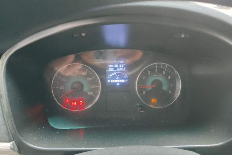 Used Jinbei New Hiace X30L 2018 1.5L Box Truck Business Edition DLCG14 Odometer Close Up