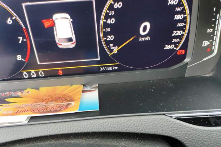 Used Volkswagen Variant 2021 2.0T Comfort Edition Odometer Close Up