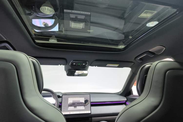 Used Lynk & Co 08 EM-P 2023 245km Ultra-Long Range Halo