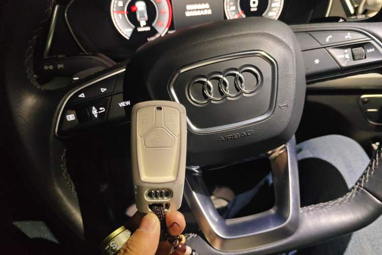 Used Audi Q5L 2021 40 TFSI Fashion Dynamic Model