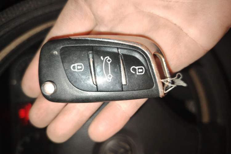 Used Volkswagen Jetta 2010 1.6L Partner