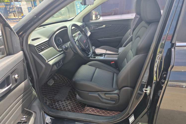 Used Sinotruk VGV U70 2020 1.5T Automatic Smart Enjoyment Elite Version 7 Seats Left Front Seat