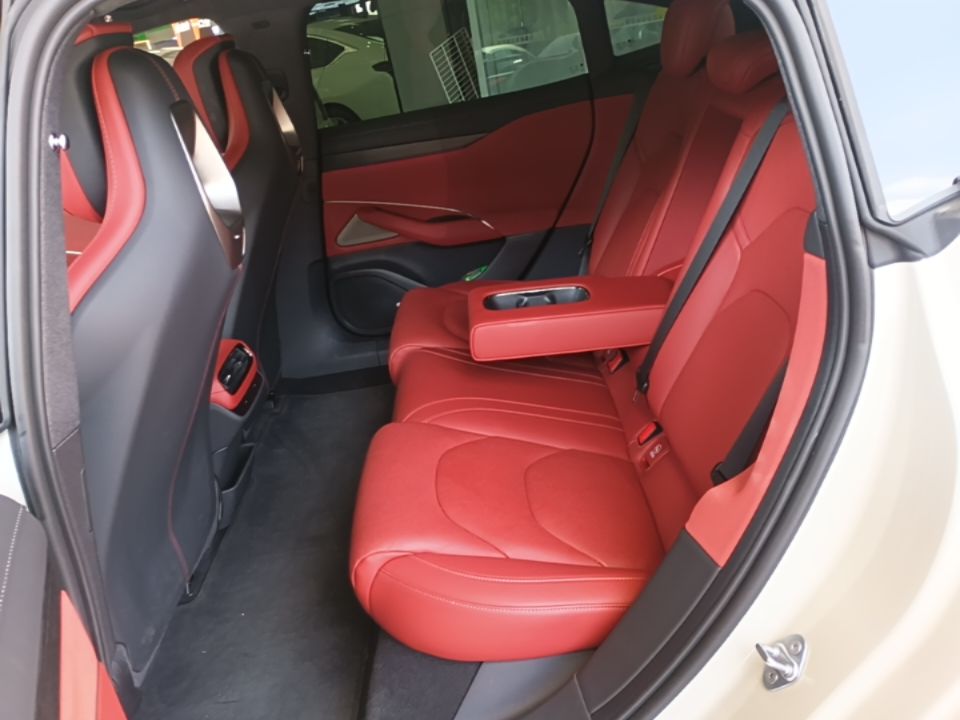 Xiaomi Auto SU7 2024 Rear-Drive Long-Range Intelligent Driving Version — снимка 20