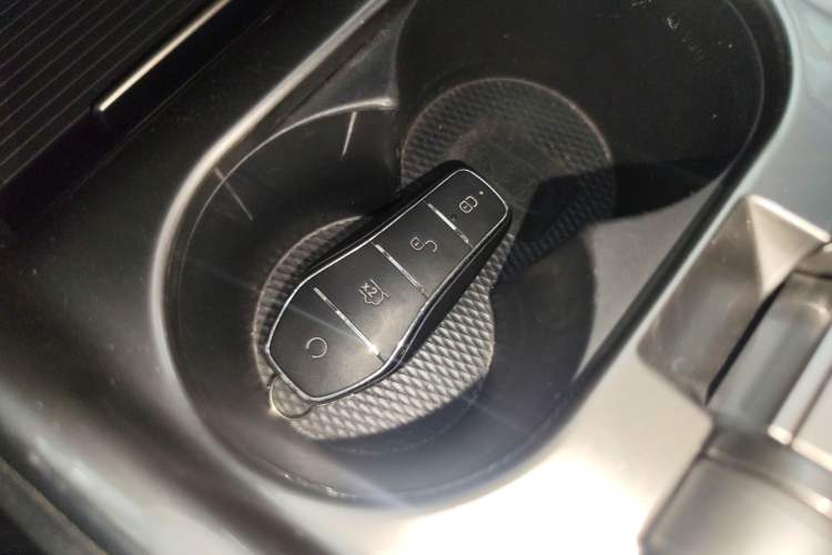 Used BYD Dolphin 2023 420 km Free Version