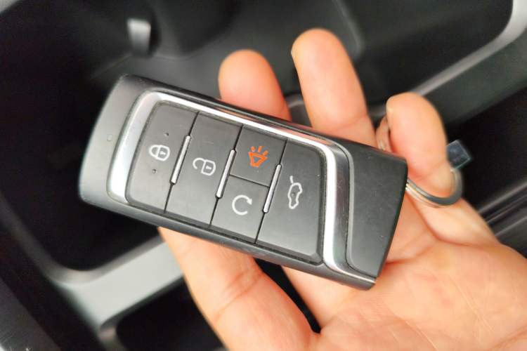 Used GAC Trumpchi M6 2021 PRO 270T DCT Luxury Edition