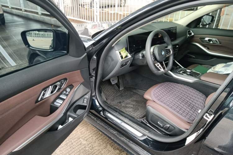 Used BMW 3 Series 2025 325Li M Sport Package