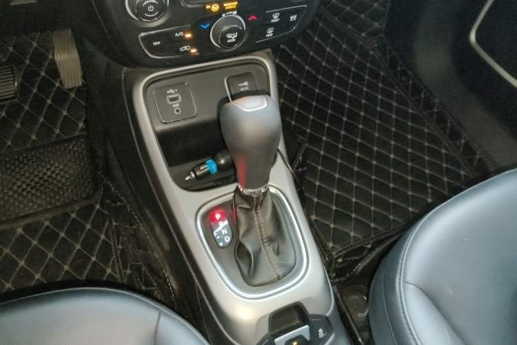 Used Jeep Compass 2019 220T Automatic Enjoyment Version