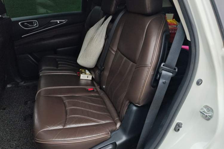 Used Infiniti QX60 2014 2.5 S/C Hybrid Two-Wheel Drive Excellence Edition
