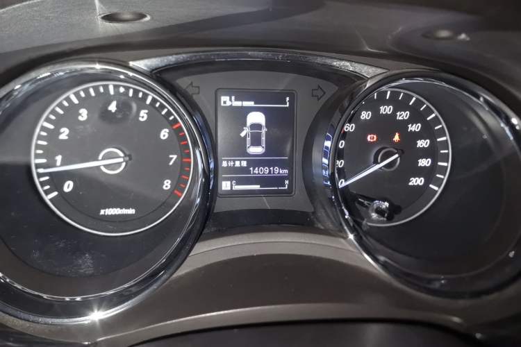 Used Baojun 730 2016 1.5T Manual Luxury Edition 7 Seats
