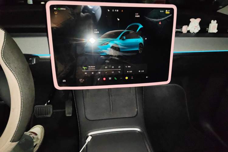 Used Tesla Model Y 2024 Rear-Wheel-Drive Version Audio And AC Panel