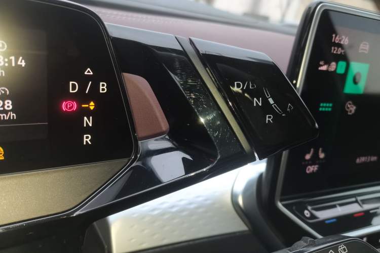 Used Volkswagen ID.6 X 2021 1st Edition ID. First Impression Edition