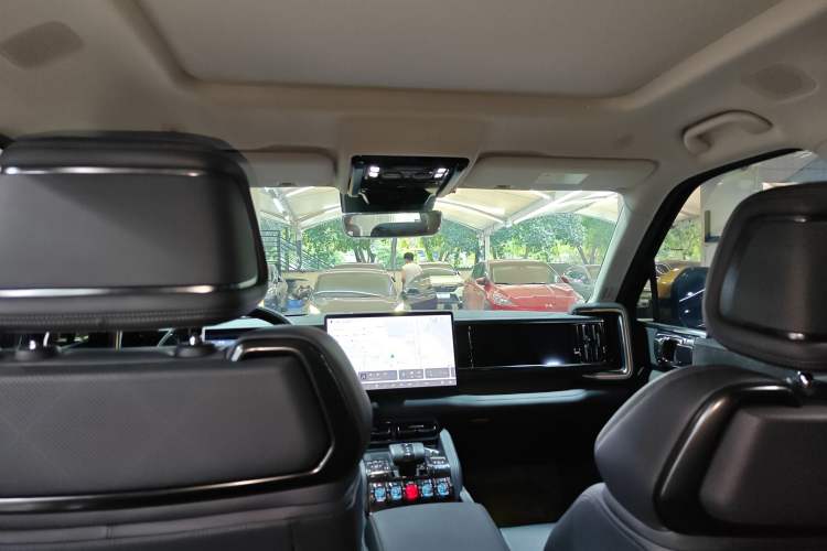 Used Formula Leopard Leopard 5 2023 Navigator Edition