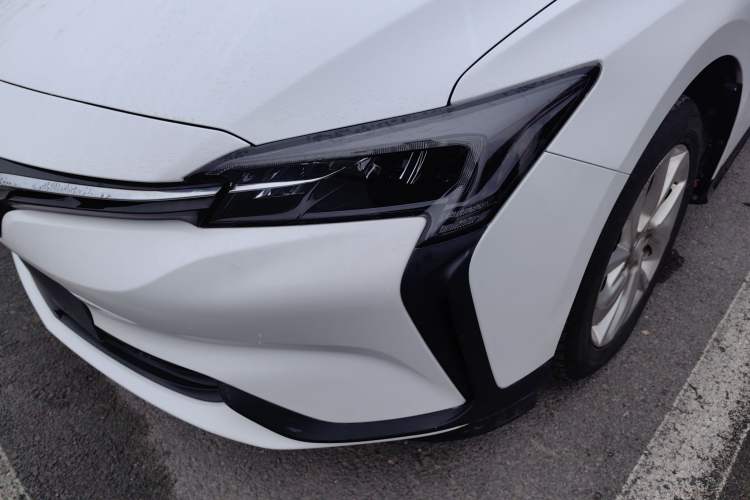 Used Buick Velite 6 2023 Revised Version 430 km Range – Commuter Edition