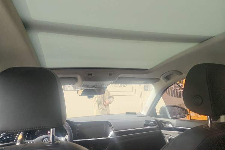 Used Volkswagen Sagitar 2021 280TSI DSG Luxury Smart Connectivity Edition