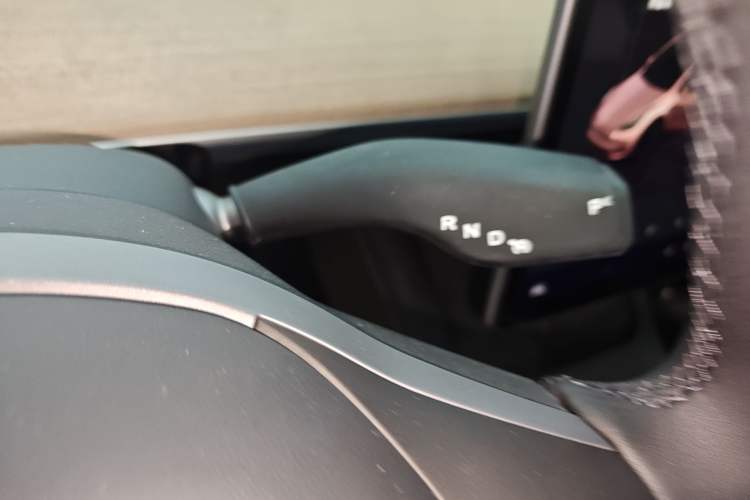 Used Tesla Model Y 2022 Rear-Wheel-Drive Version Gear Lever