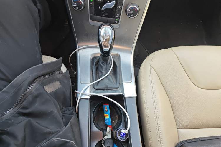 Used Volvo XC60 2013 T6 AWD Comfort Edition