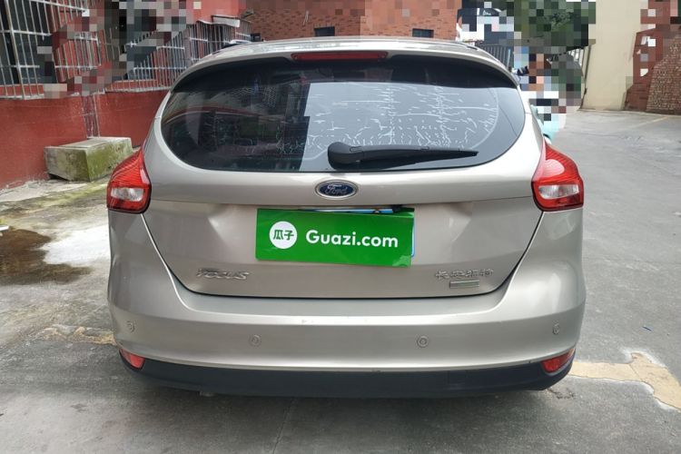 Used Ford Focus 2015 Hatchback EcoBoost 125 Manual – Ultra-Style Edition