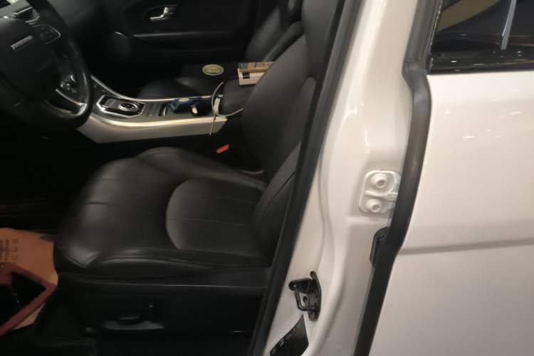 Used Land Rover Range Evoque 2018 240PS PURE Style Edition
