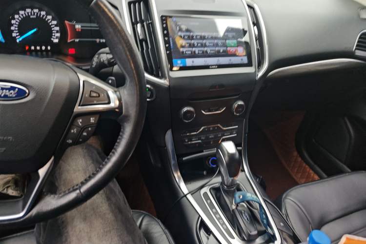 Used Ford Edge 2018 EcoBoost 245 Two-Wheel-Drive Titanium 7-Seater China V Standard
