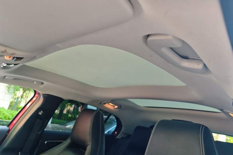 Used Mercedes-Benz GLA 2017 GLA 200 Sport Edition Headliner