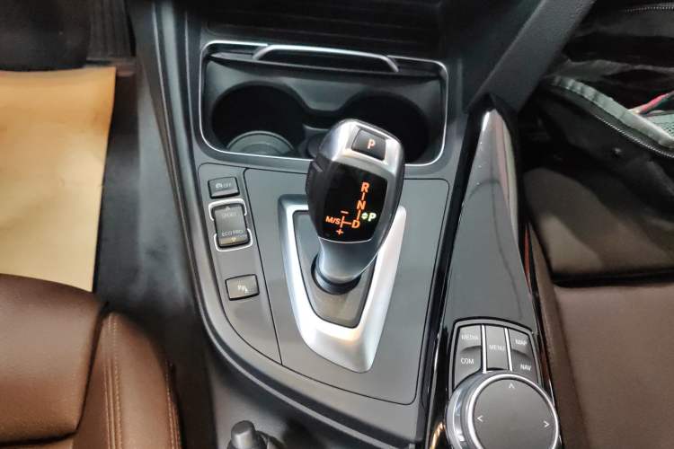 Used BMW 3 Series 2019 320Li Fashion Model
