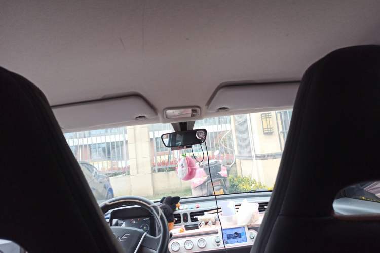 Used Wuling Hongguang MINIEV 2022 Macaron Premium Model – Lithium Iron Phosphate