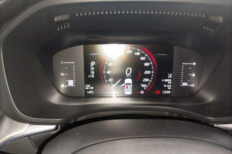 Used Volvo XC60 2021 T5 4x4 Smart Luxury Edition