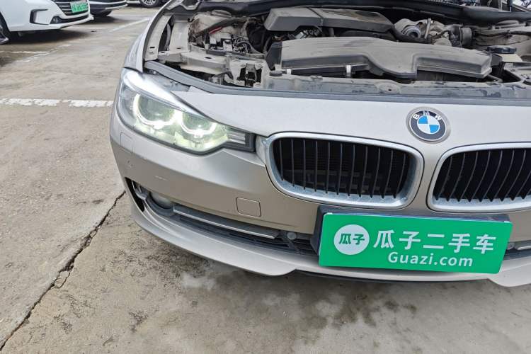 Used BMW 3 Series 2015 316Li Fashion Model Right Front Headlight