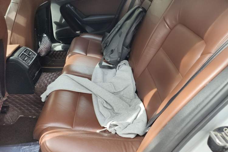 Used Audi A4L 2013 35 TFSI Automatic Standard Model
