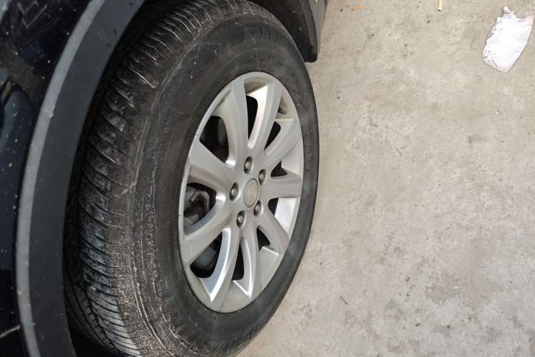 Used Buick Envision 2021 532T Two-Wheel-Drive Elite Version Left Front Wheel Hub