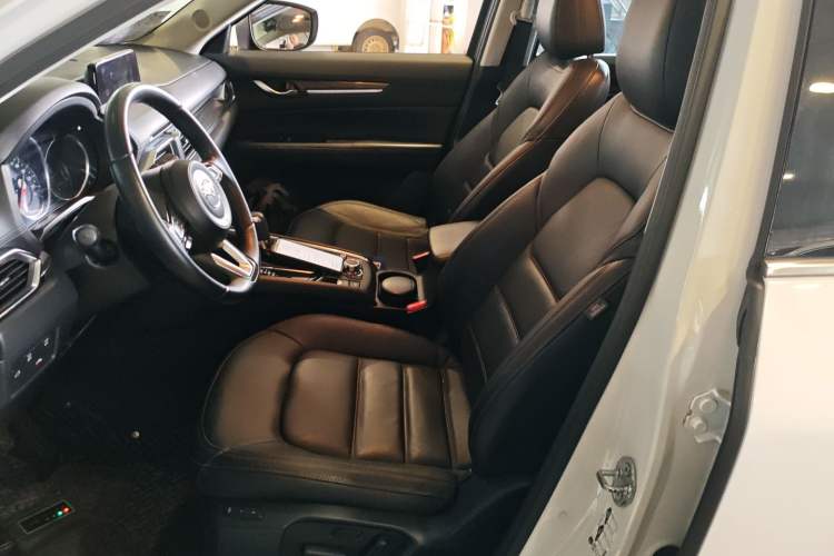 Used Mazda CX-5 2017 2.5L Automatic 4x4 ZhiZun Version China V Standard
