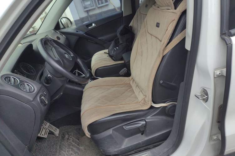 Used Volkswagen Tiguan 2015 1.8TSI Automatic Two-Wheel Drive Trend Edition Left Front Seat