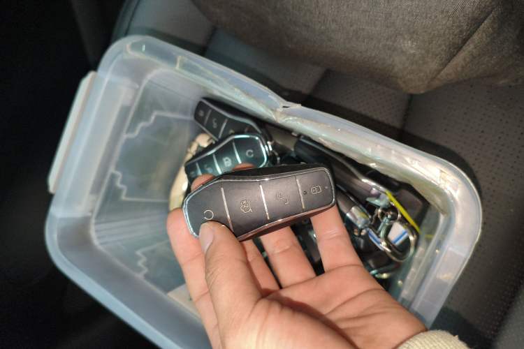 Used BYD Sealion 06 New Energy 2025 Model EV 605 Navigation Plus Edition Vehicle Key