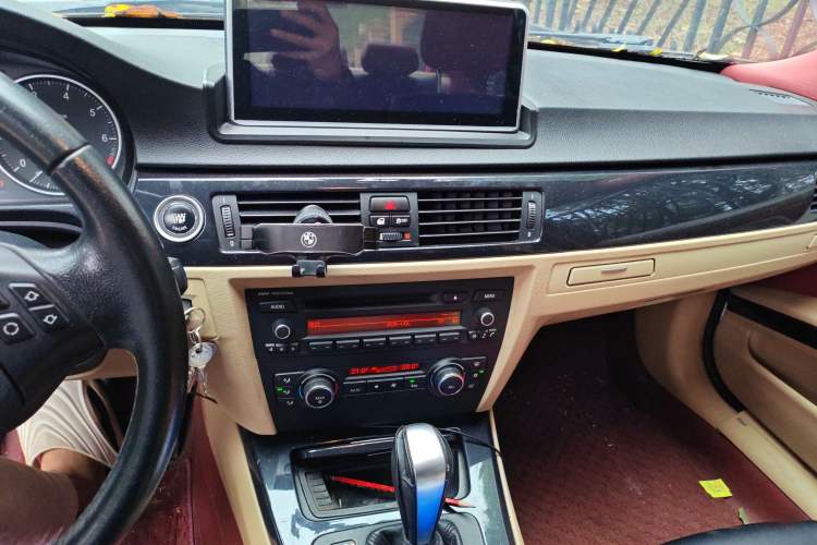 Used BMW 3 Series 2012 318i Leading Model
