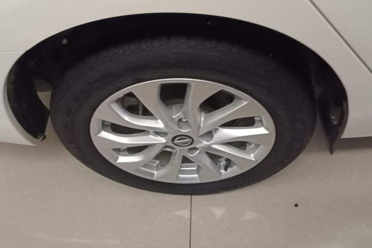 Used Nissan Sylphy 2022 Classic 1.6XL CVT Luxury Edition Right Rear Wheel Hub