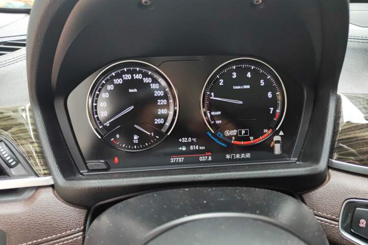 Used BMW X1 2022 xDrive25Li Luxury Model
