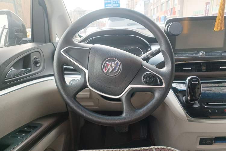 Used Buick GL8 2021 Land Cruiser Executive Class 652T Comfort Model