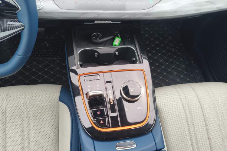 Used EXEED Zhuifeng C-DM 2024 C-DM 1.5 TCI 105KM Luxury Edition Gear Lever