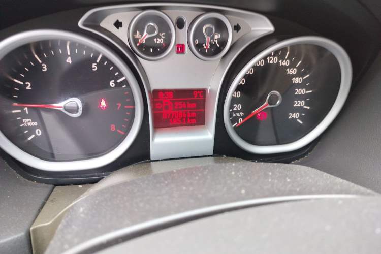 Used Ford Focus 2012 Sedan Classic 1.8L Manual Base Model
