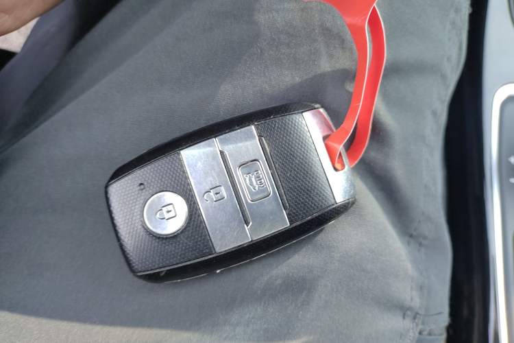 Used Kia K3 (Kai Shen) 2017 1.8L Automatic GLS Vehicle Key