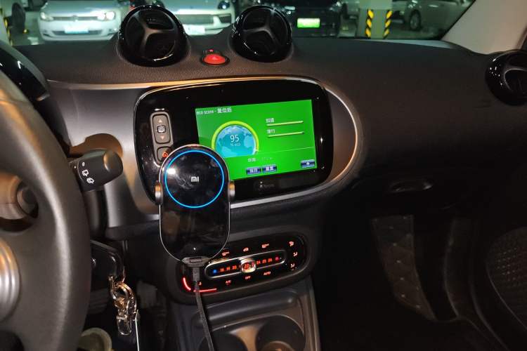 Used smart fortwo 2016 0.9T 66kW Hardtop Pioneer Edition Audio And AC Panel