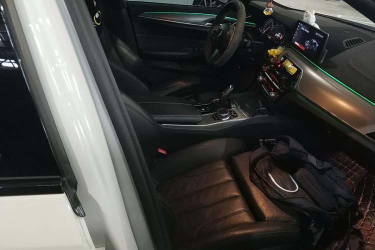 Used BMW 5 Series 2018 525i M Sport Package