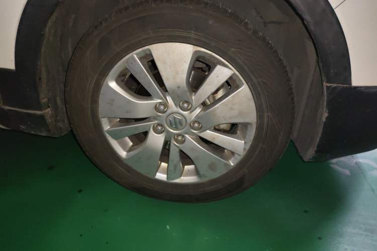 Used Suzuki S-Cross 2014 1.6L CVT Two-Wheel Drive Elite Version Exterior 1