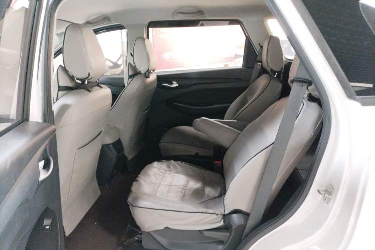 Used Wuling Hongguang S3 2019 1.5L Manual Standard Version China VI Standard
