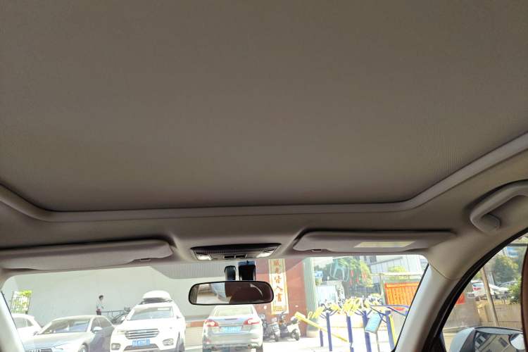 Used Honda Vezel 2022 1.5L CVT Phantom Night Pioneer Edition