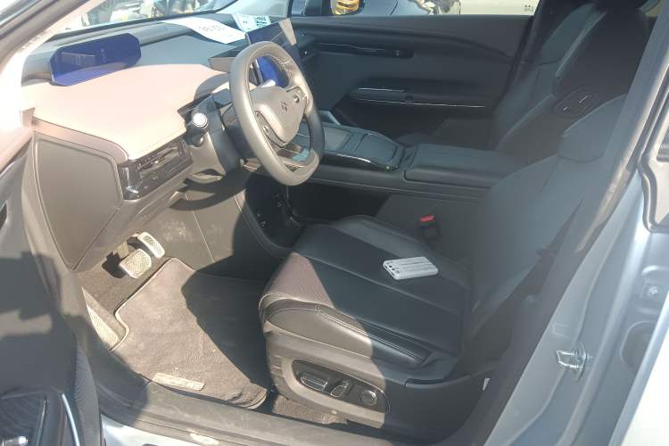 Used Hyptec HT 2023 670 Rear-Drive Ultra-High-Voltage NDA Version