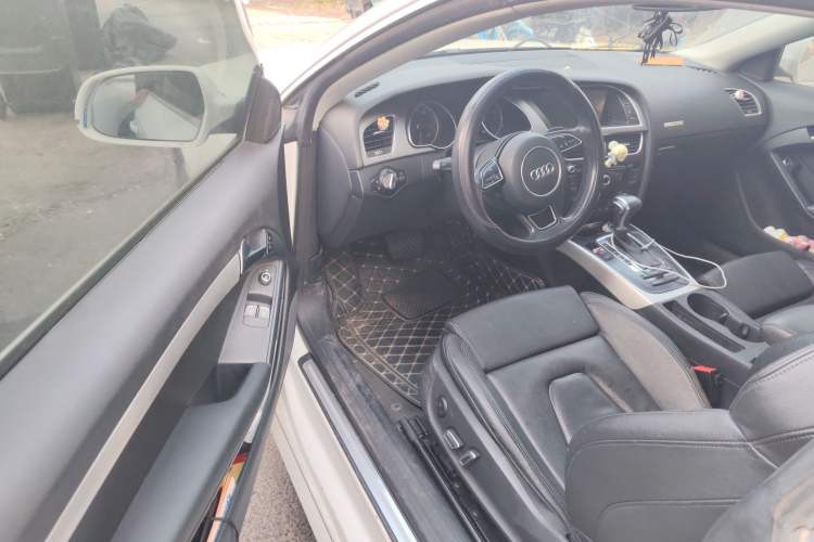 Used Audi A5 2013 Coupe 40 TFSI