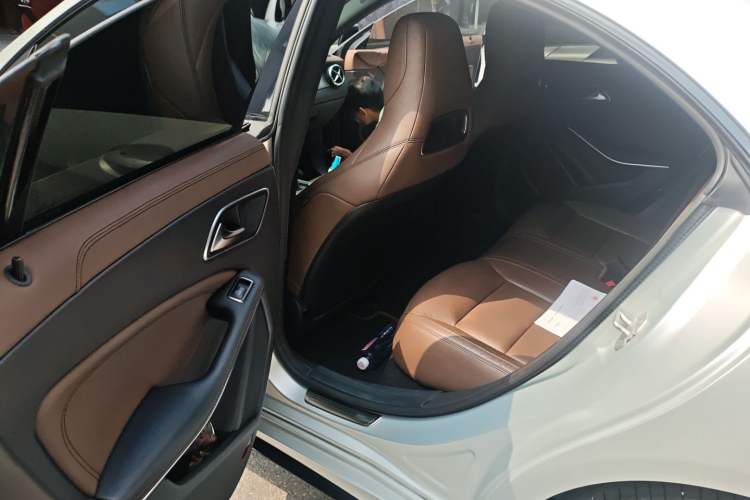 Used Mercedes-Benz CLA 2017 Year Restyled CLA 260 4MATIC
